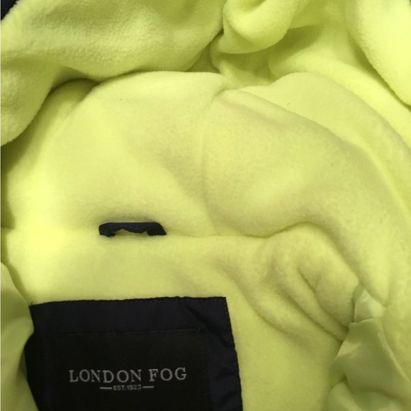 🆕 Designer / London Fog / Fall / Winter / Coat / NWT / Navy and Lime Green 🆕😎 - Picture 11 of 15